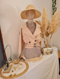 Photo n°1 de Dressbytouch'noot à Hallines (Magasin de vêtements pour femmes)