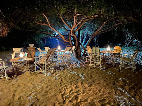 Barefoot Beach Camp by null