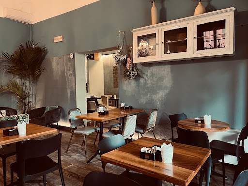 Kahlua Cafe - Visual