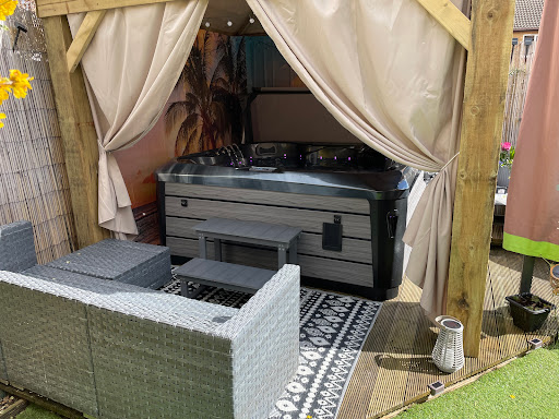 Seatherny Outdoor Living (Previously Serenity Spas Ltd) - Thumbnail