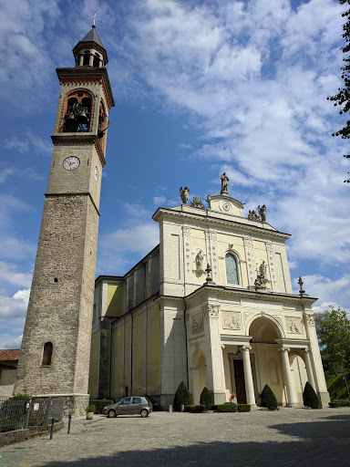 Sant'Omobono - via piazzo (chiesa)