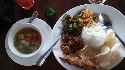 Photos of Dapor Kole Kole