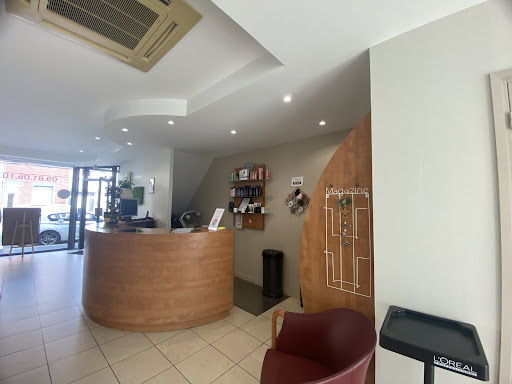 Aux Mains D'argent Coiffeur Mixte - Thumbnail