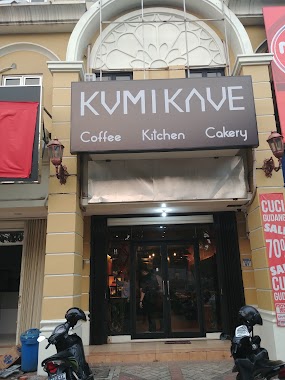 Kumikave Kafe, Author: Febrian Andika