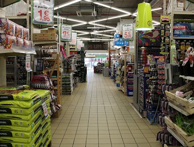 Photos of Mr. Bricolage Andorra
