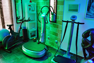 Photo n°3 de Institut Espace Beauté Mélodie à Rosières-en-Santerre (Salon de manucure)