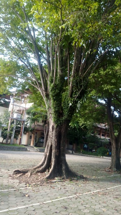 Photos of Gedung Biologi Unnes