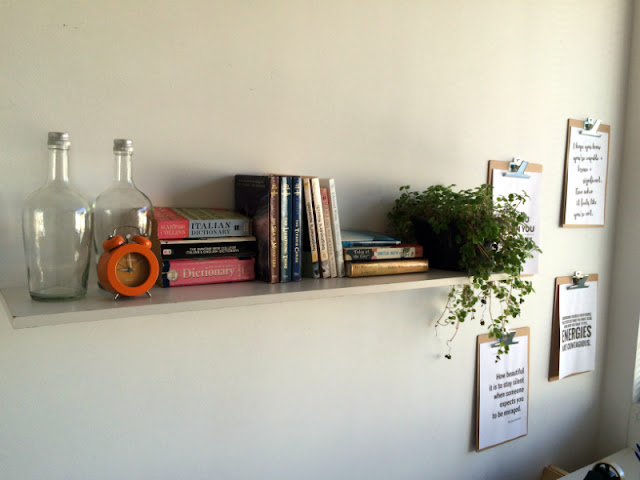 Le Flâneur Hostel + Bar-Café by null