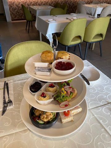 Indulgence Restaurant and Living by null