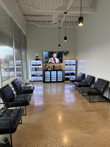 Contrast Studios - Visual