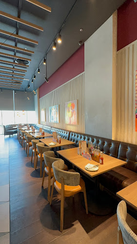 Nando's Circle Mall Hours