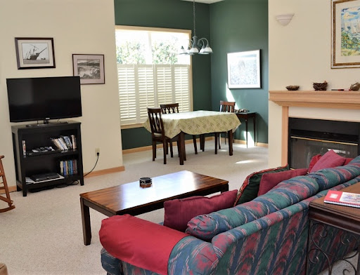 Beachhouse Vacation Rentals - Thumbnail