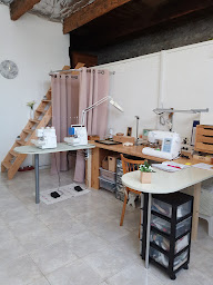 Photo n°1 de Atelier couture à Puimisson (Magasin)