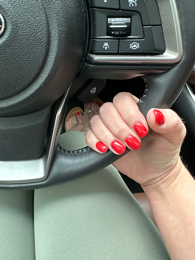 Maggie's Nails - Thumbnail