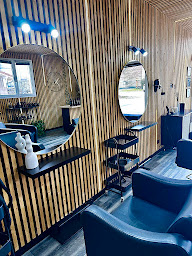 Photo n°6 de Coiffure by V à La Chapelle-de-Guinchay (Salon de coiffure)