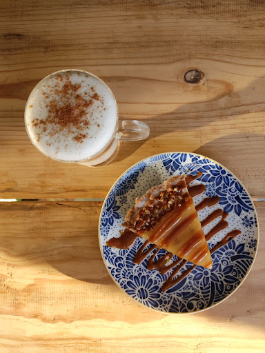 MENINA Coffee Shop - Thumbnail