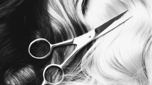 Sarahs mobile hairdressing - Thumbnail