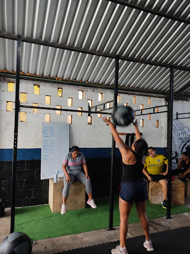 Mad Shark crosstraining