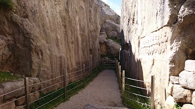 Yazilikaya Acik Hava Tapinagi