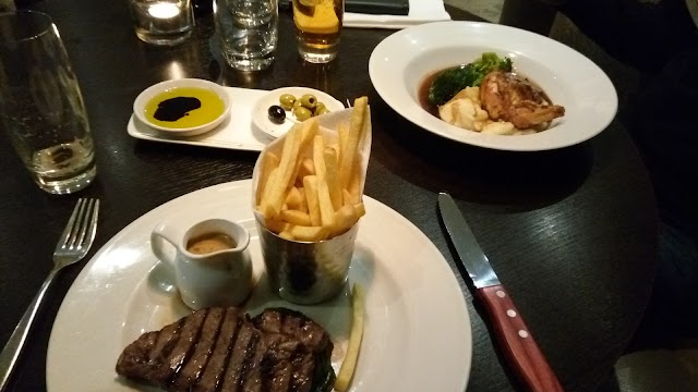 Aqua Bar & Grill - Blackheath Restaurant