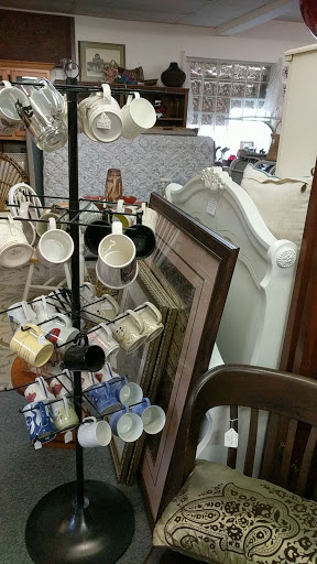 Sweet Repeat & Consignment - Visual