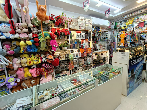 Royal Crown Gifts Toys Perfumes ®️