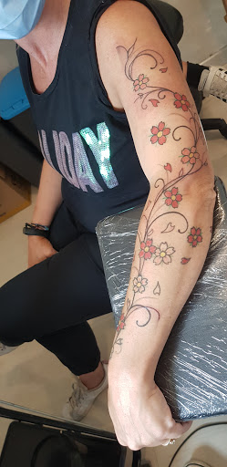 Zone 23 Studio di Tattoo e Piercing Inverigo - Thumbnail