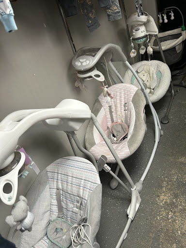 Doodlebugs Consignment - Visual