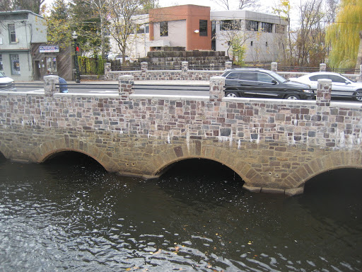 Mercer County Library: Hightstown Memorial Branch Gallery - United States