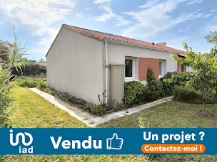 Photo n°1 de Sylvie RIO - IAD France Immobilier à Aigrefeuille-sur-Maine (Consultant immobilier)