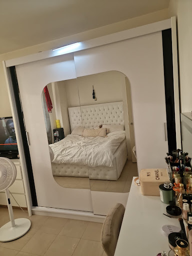 Dream Home Store - Thumbnail