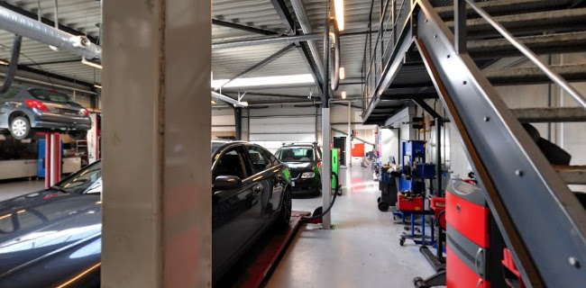 Anmeldelser af Høghs Auto A/S i Bispebjerg - Bilforhandler