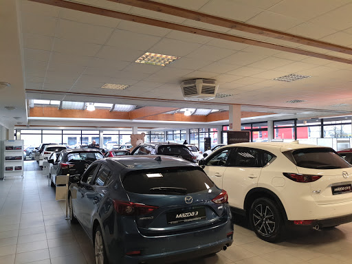Mazda schnickers - Thumbnail