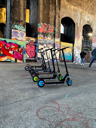 Wizz Electric - Visual