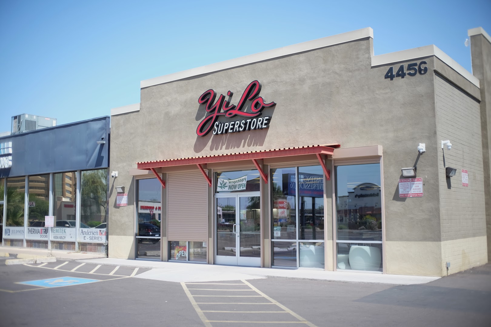 YiLo Superstore (Arcadia) - SKY HARBOR photo 1