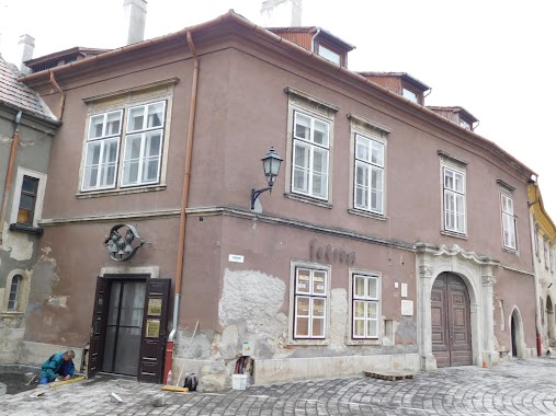 Grácia Fodrászat-Kozmetika, Author: Ilona Judit Ádányné Somogyvári