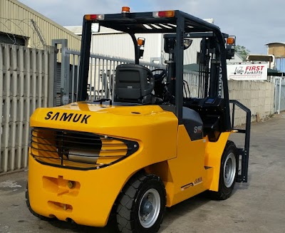 Photos of FIRST FORKLIFTS