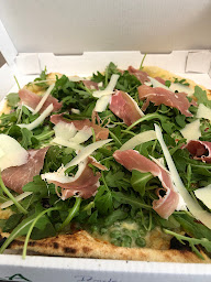 Photo n°1 de La Taverne Aux Pizzas ( 70 ) à Fougerolles-Saint-Valbert (Pizzas à emporter)