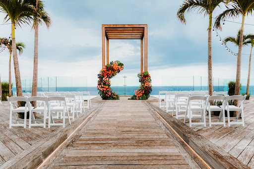 Hola Weddings - Visual