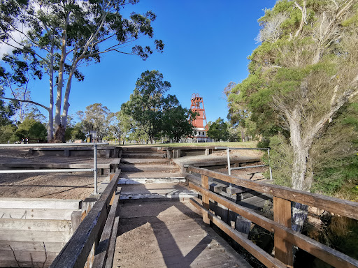 Kitchener Dam - Thumbnail