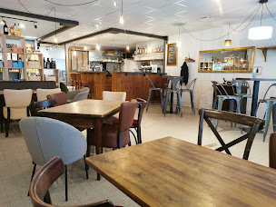 Photo n°4 de Alchimie brewery à Faverges-Seythenex (Bar à vin)