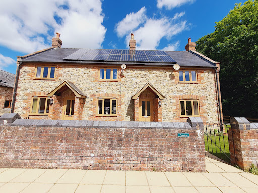 The Victorian Barn, Self-Catering Holidays with Pool and Hot Tubs, Dorset