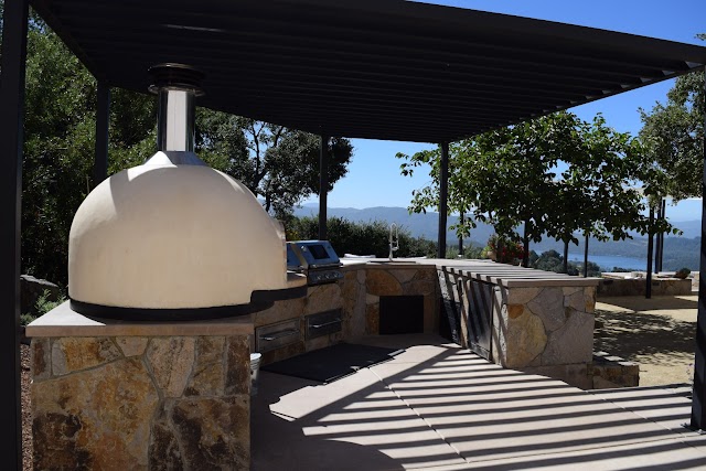 Amizetta Vineyards