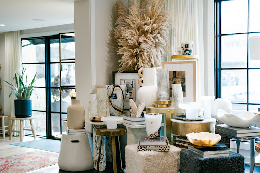 Le Studio - Visual