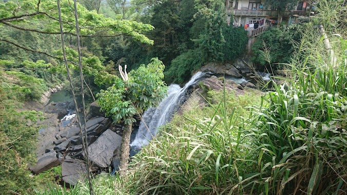 Huluganga Ella Waterfall, Author: sanjeewa gunawardena