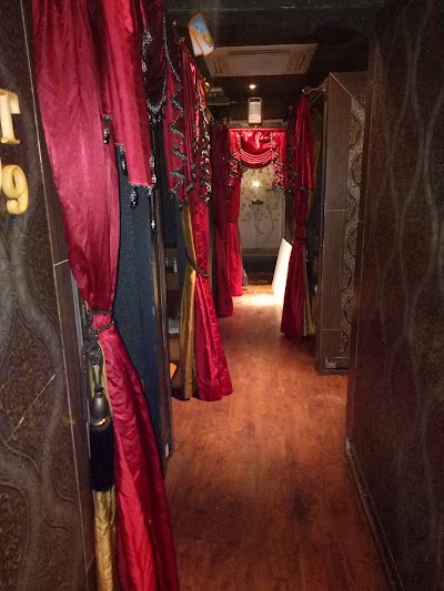 Photos of UGO SPA