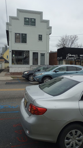 Clifton Ave At Third St