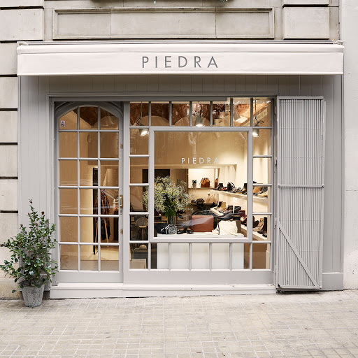 PIEDRA STORE - Visual