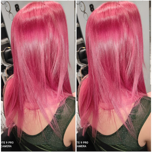 Patrycja Romanowska - Salon fryzjerski