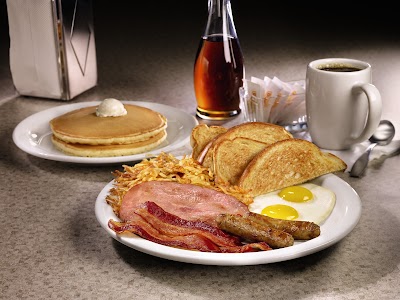 Photos of Denny's Pinares